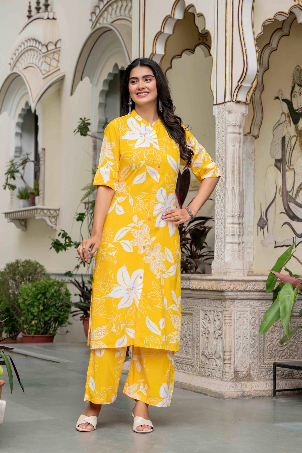 Women’s Floral Printed Cotton Kurta Set with Pants