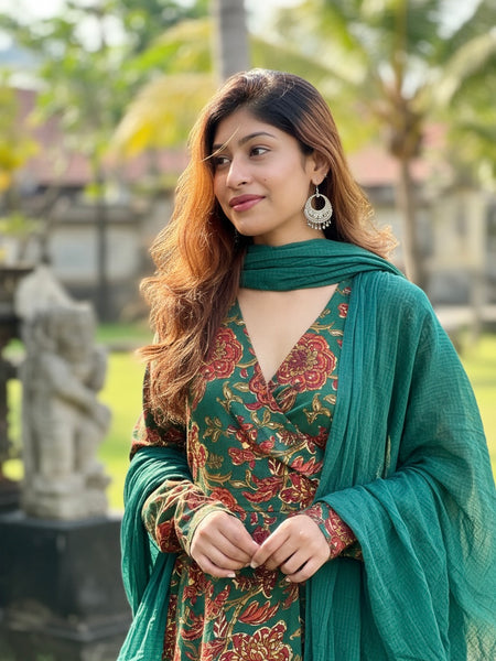 Green Floral Printed Ethnic Kurta Set with Dupatta
