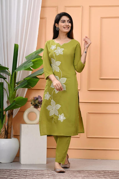 Floral Elegance Kurti Set