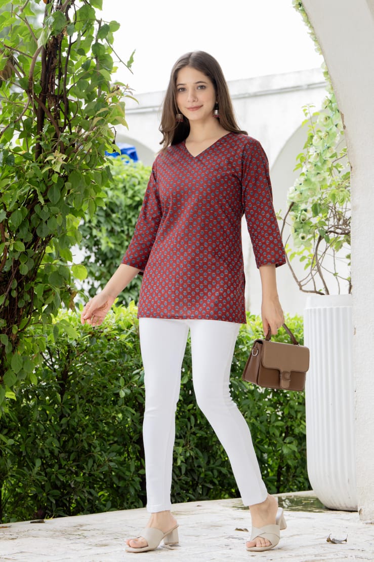 Red Cotton V-Neck Geometric Print Top - Pure Cotton
