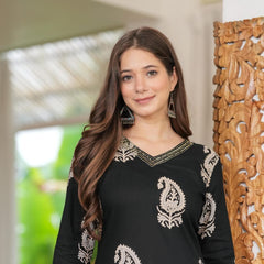 Black Cotton V-Neck White Paisley Print Top - Pure Cotton
